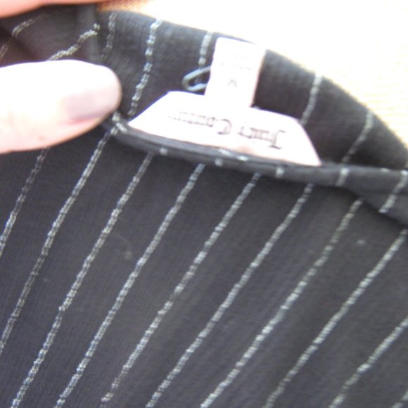Juicy Couture Black Pinstripe Top - Picture 6 of 6